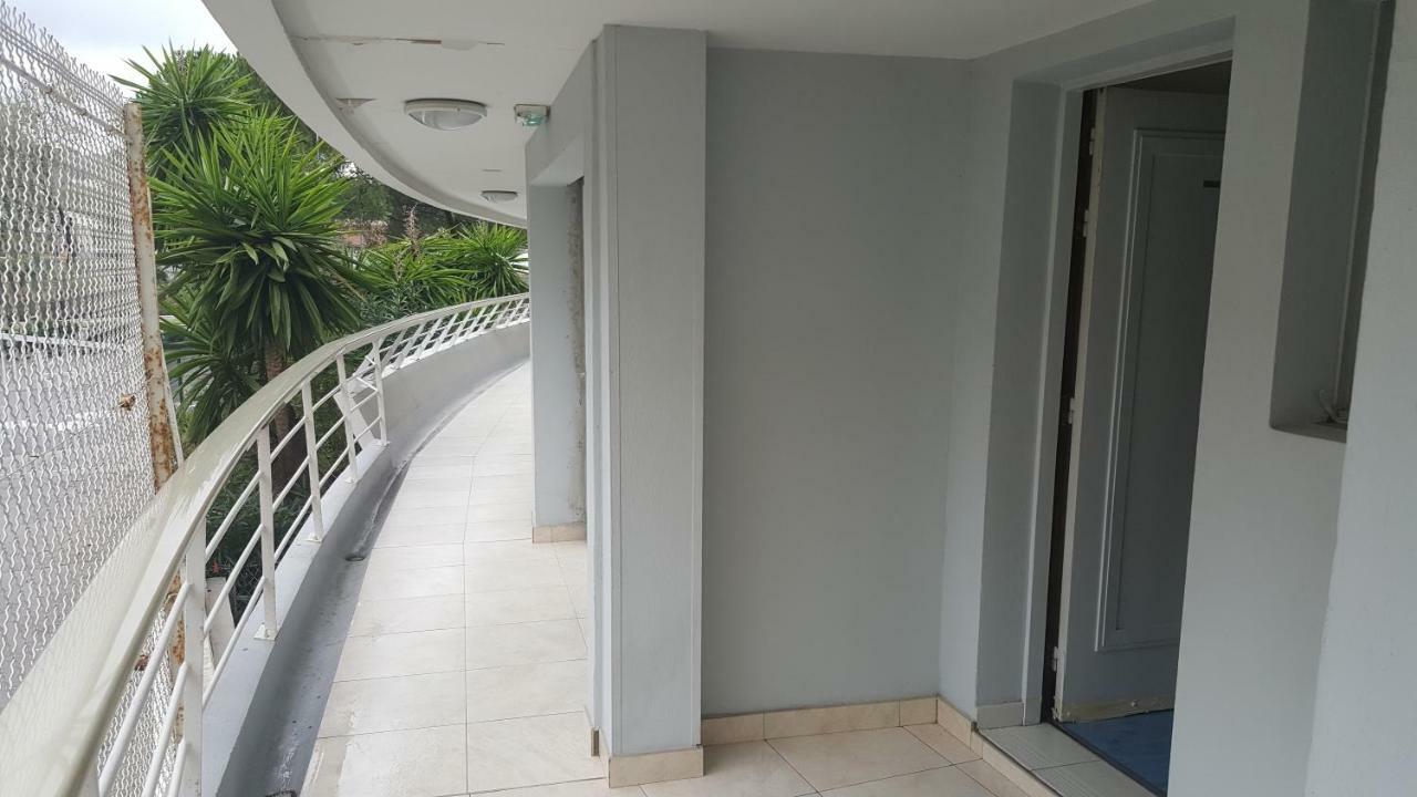 Studio Des Anges Villeneuve-Loubet Exteriör bild